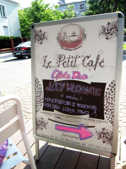 le_petit_cafe3