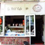 Le Petit Cafe